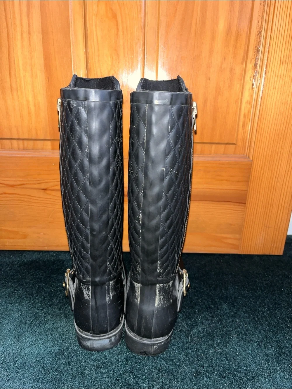 Steve Madden these rubber